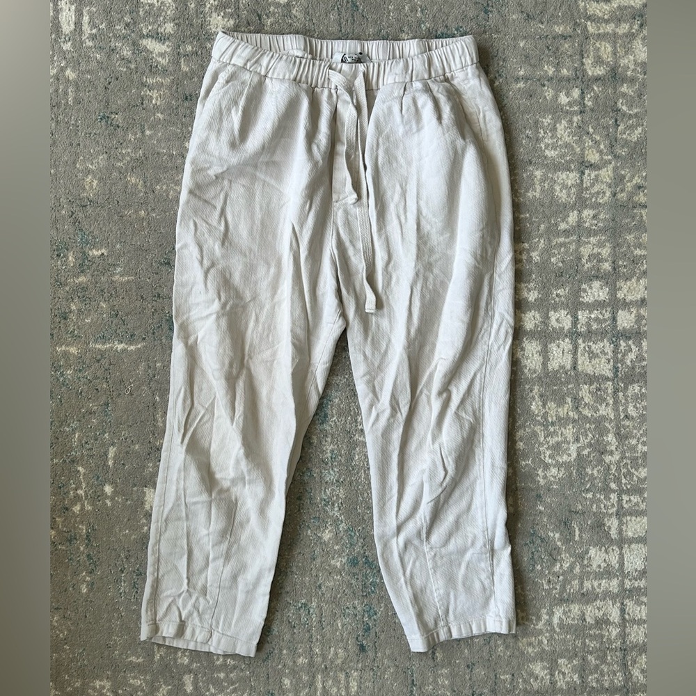 Zara Beige Cropped Length Pants - Size Small
